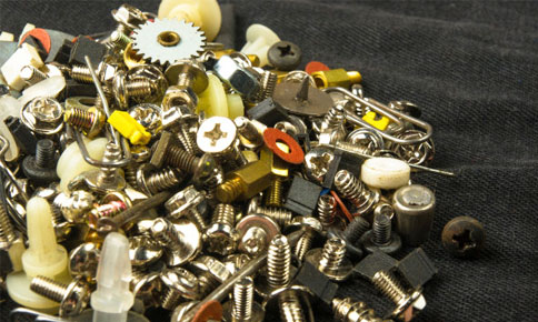 這種無損檢測方式可以自動識別缺陷？