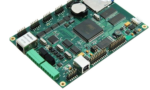 SMT芯片工廠通常使用哪些生產(chǎn)設(shè)備？